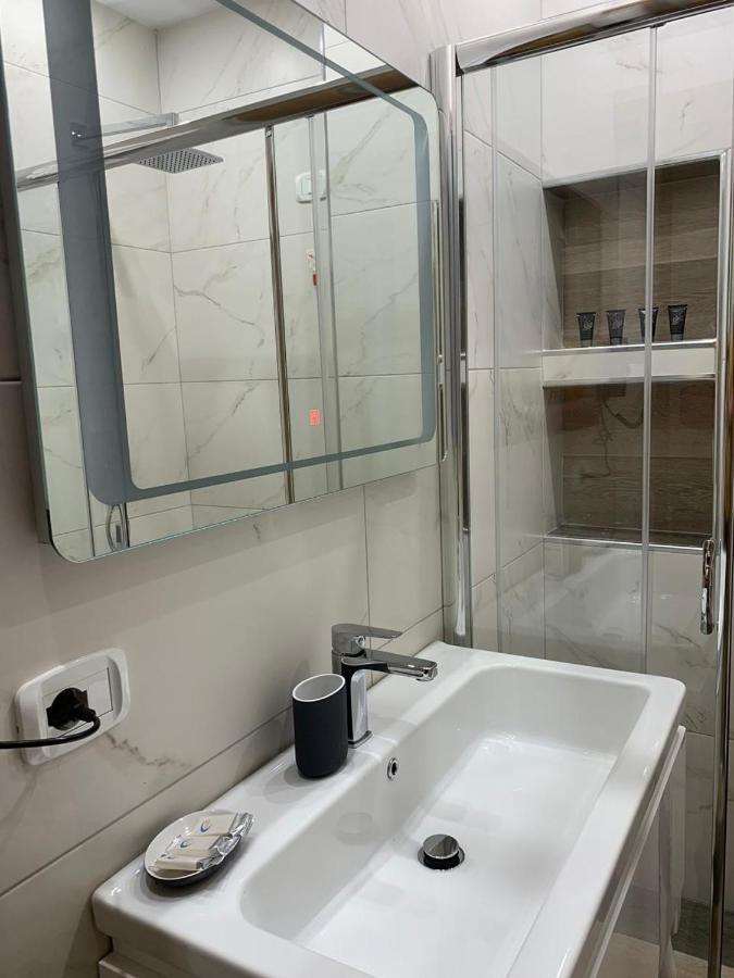 Hotel Kristera วญอเรอ ภายนอก รูปภาพ