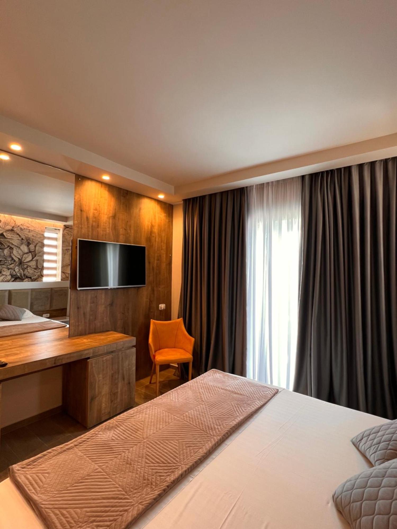 Hotel Kristera วญอเรอ ภายนอก รูปภาพ